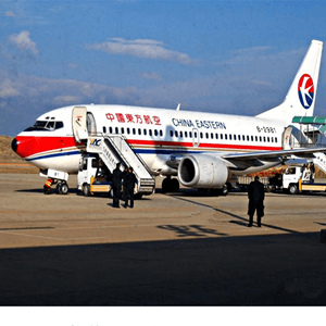庆阳机场物流航空快运业稳步发展的原因是什么？